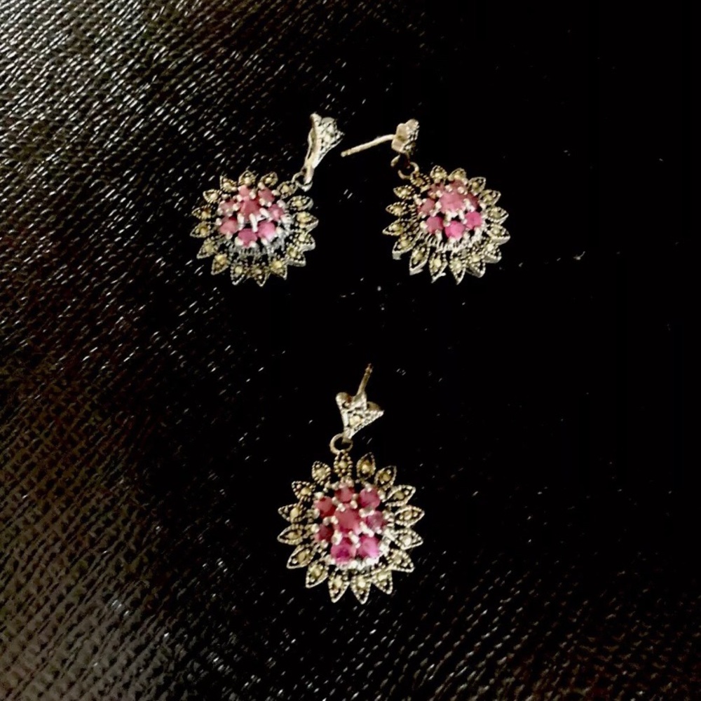 Matching Silver/Purple Sapphire Earrings/Necklace